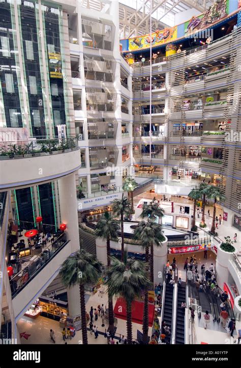 guangzhou biggest shopping mall